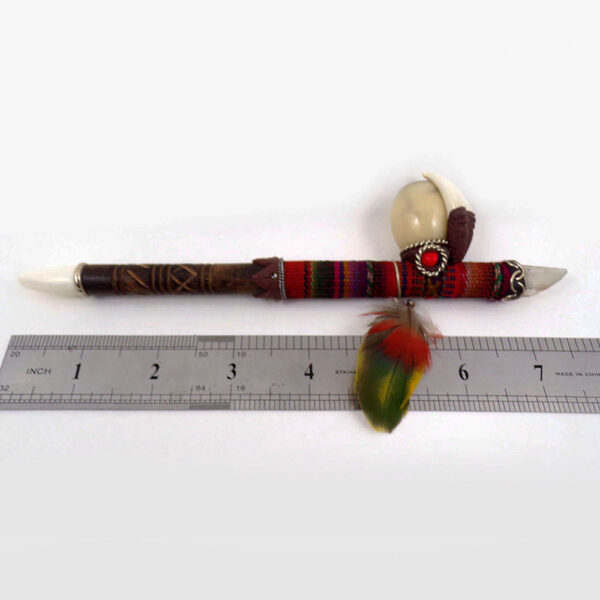 Handmade tobacco pipe hand carved with a tahua seed and three feline teeth - Image 5